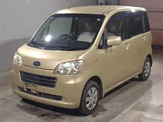 SUBARU LUCRA 2011