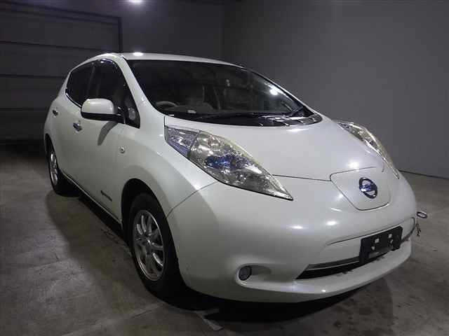 NISSAN LEAF 2011