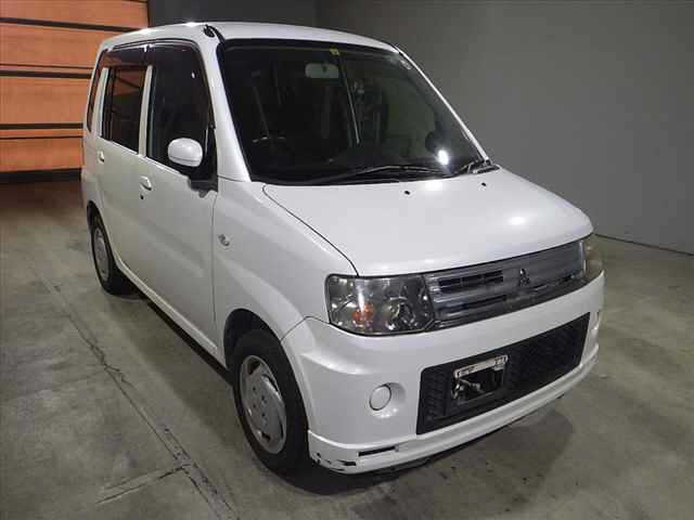 MITSUBISHI TOPPO 2010