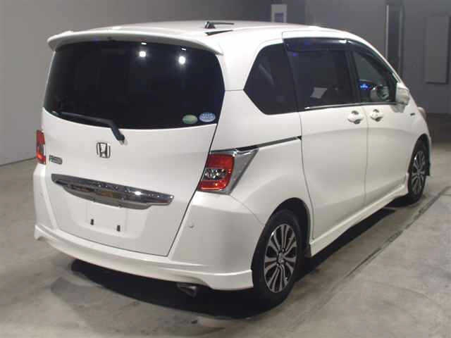 HONDA FREED 2014