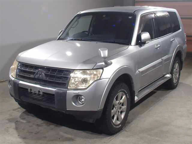 MITSUBISHI PAJERO 2009