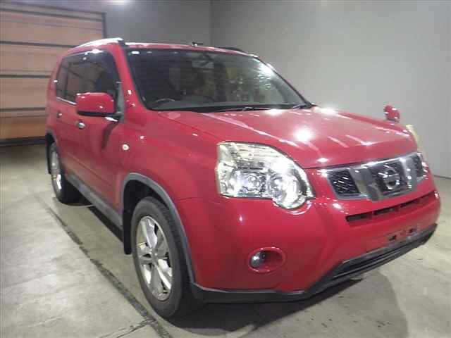 NISSAN X-TRAIL 2013