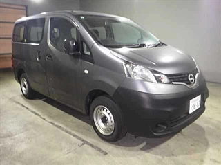 NISSAN NV200 2022