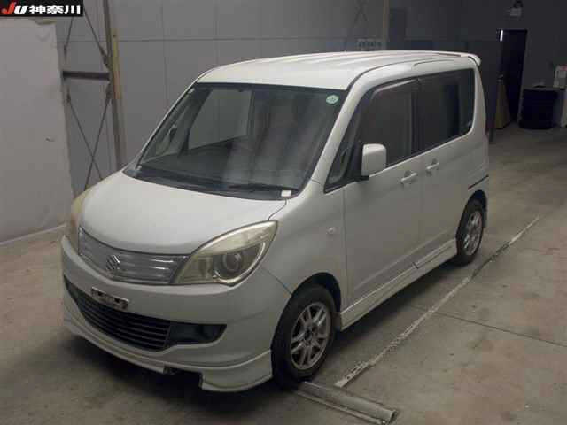 SUZUKI SOLIO 2013