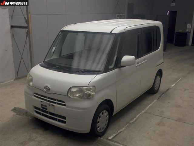 DAIHATSU TANTO 2009
