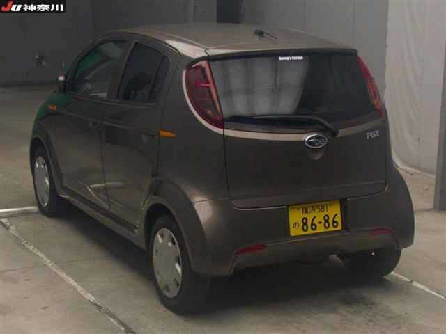 SUBARU R2 2010