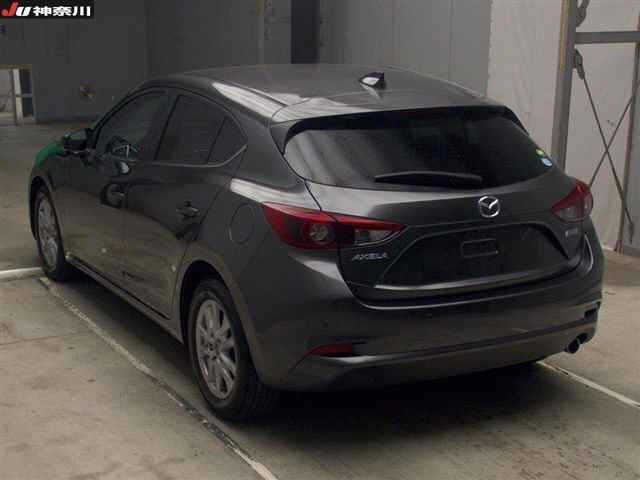 MAZDA AXELA 2018