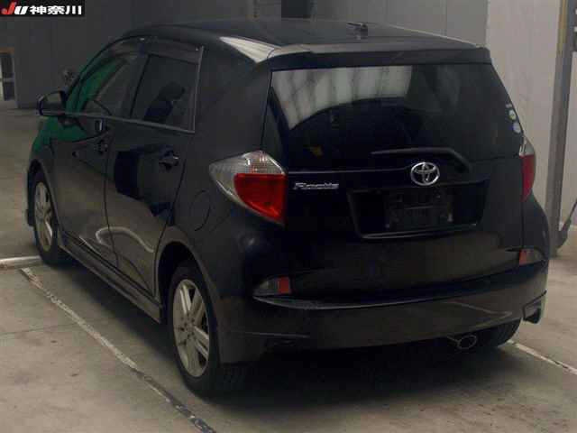 TOYOTA RACTIS 2012