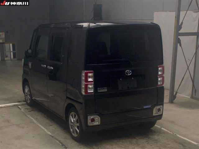 TOYOTA PIXIS MEGA 2018