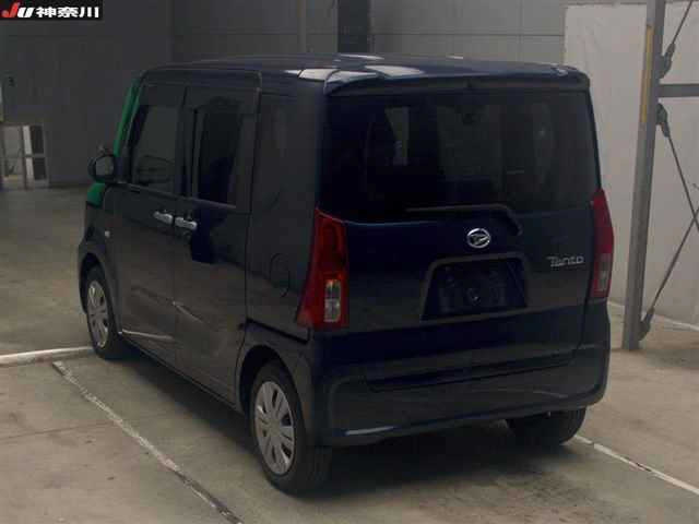 DAIHATSU TANTO 2022