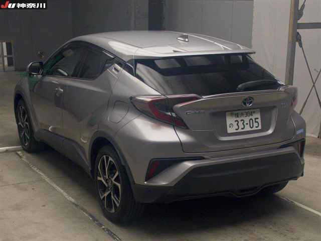 TOYOTA C-HR 2017