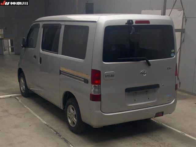 TOYOTA TOWN ACE VAN 2016