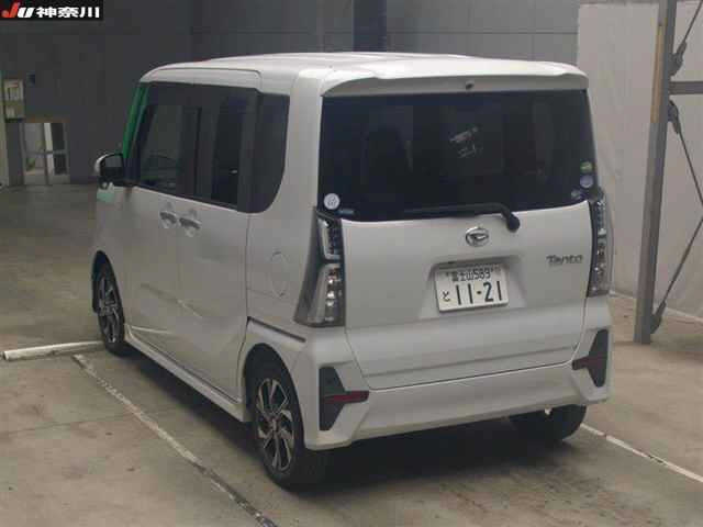 DAIHATSU TANTO 2019