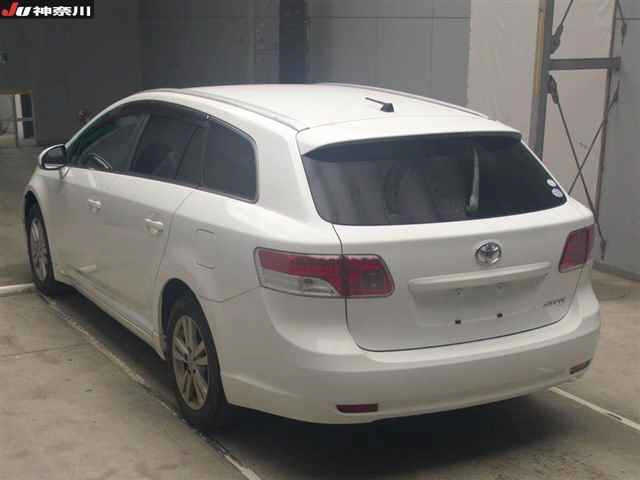 TOYOTA AVENSIS WAGON 2012