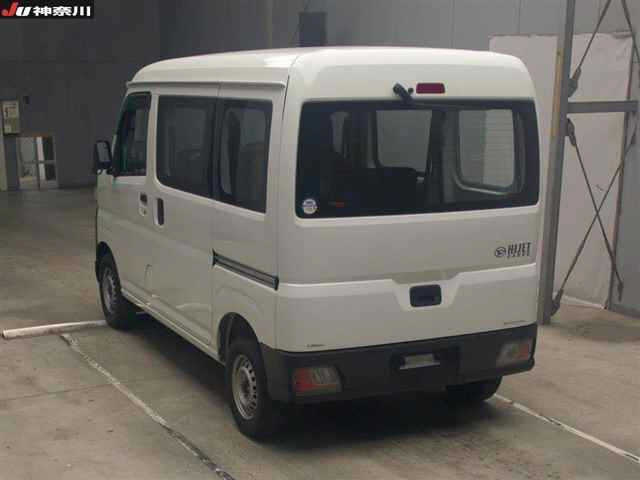 DAIHATSU HIJET VAN 2024