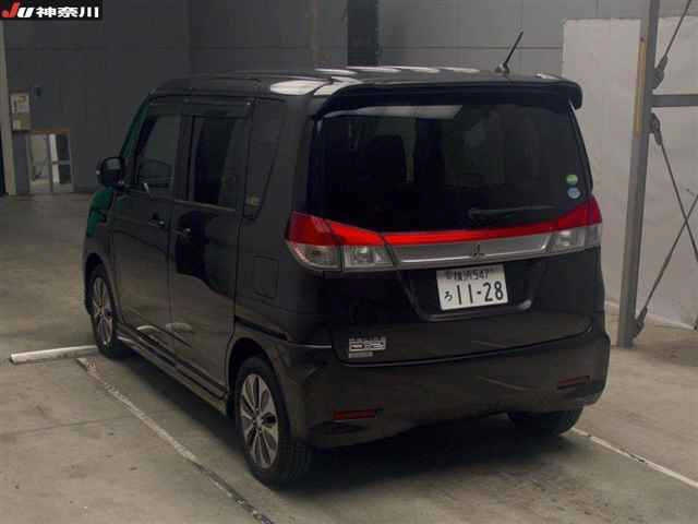 MITSUBISHI DELICA D2 2015