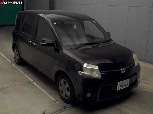 TOYOTA SIENTA 2014