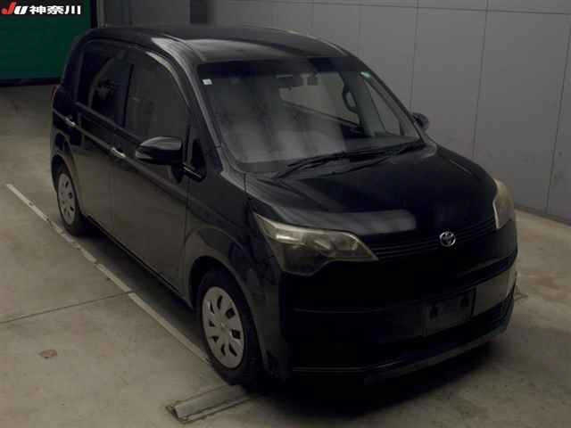 TOYOTA SPADE 2012
