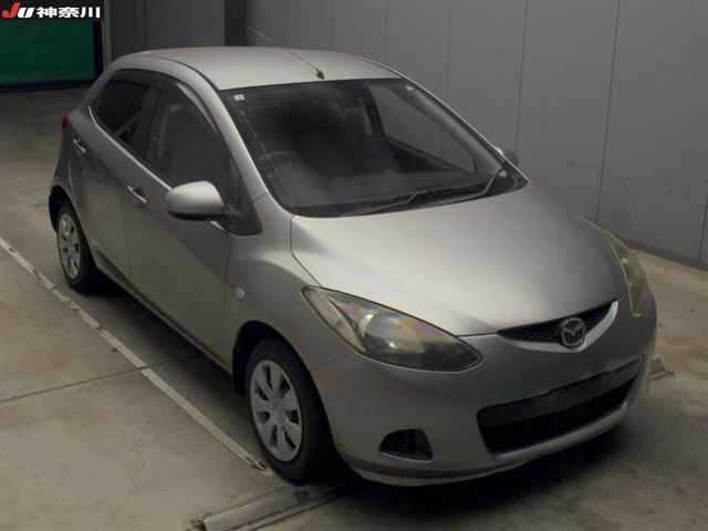 MAZDA DEMIO 2010