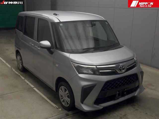 TOYOTA ROOMY 2022
