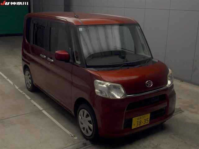 DAIHATSU TANTO 2014