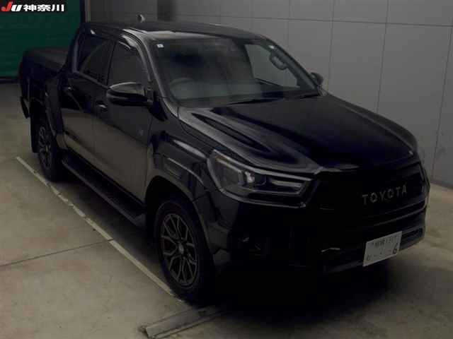 TOYOTA HILUX 2024