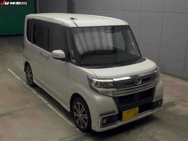 DAIHATSU TANTO 2017