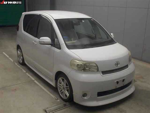 TOYOTA PORTE 2008
