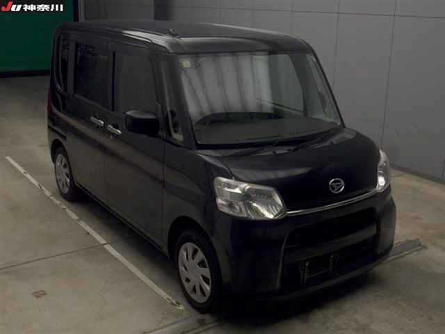 DAIHATSU TANTO 2016