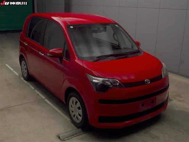 TOYOTA SPADE 2013