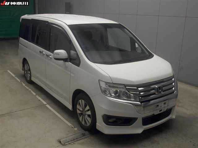 HONDA STEP WAGON 2012