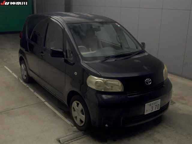 TOYOTA PORTE 2009