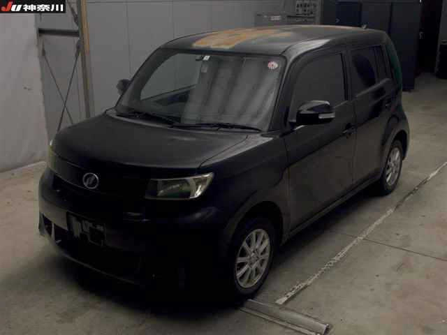 TOYOTA BB 2010