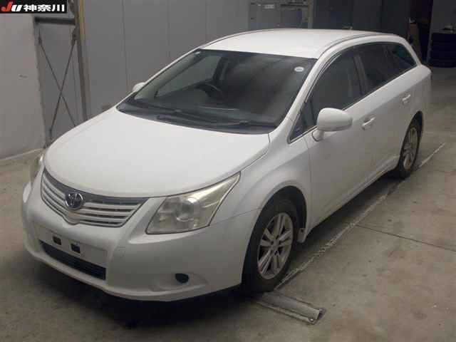 TOYOTA AVENSIS WAGON 2012