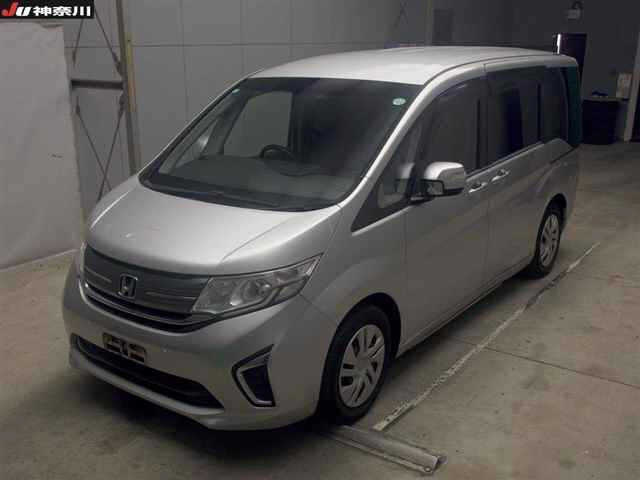 HONDA STEP WAGON 2017