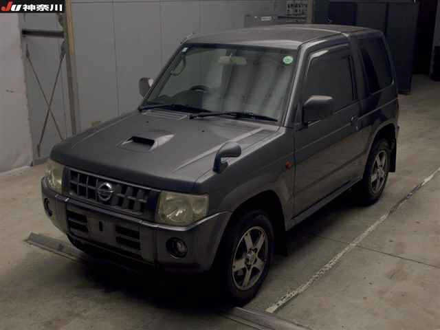 NISSAN KIX 2009