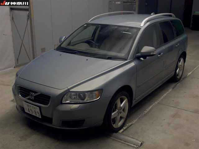 VOLVO V50 2009