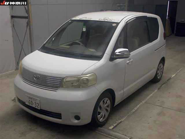 TOYOTA PORTE 2008