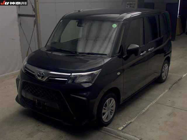 TOYOTA ROOMY 2022