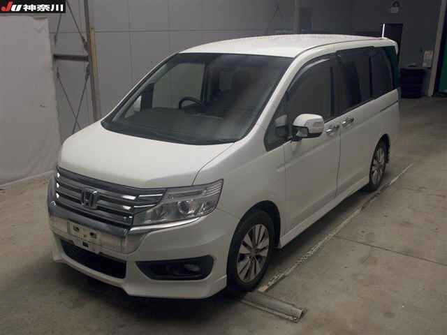 HONDA STEP WAGON 2012