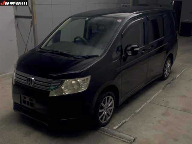 HONDA STEP WAGON 2010