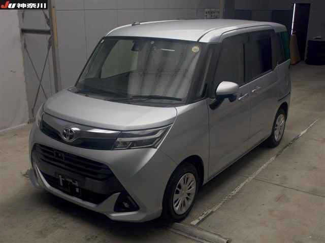 TOYOTA TANK 2017