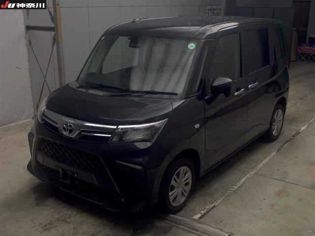 TOYOTA ROOMY 2022