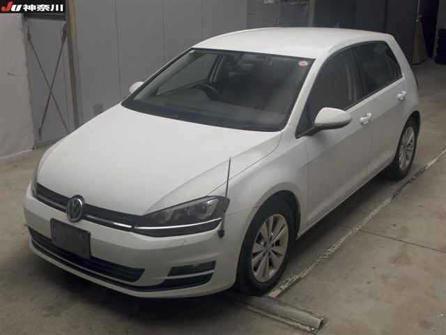 VOLKSWAGEN GOLF 2015
