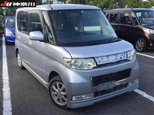 DAIHATSU TANTO 2009
