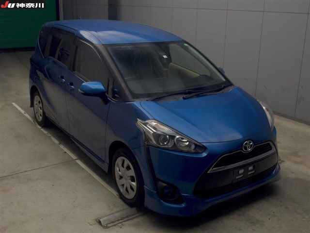 TOYOTA SIENTA 2016