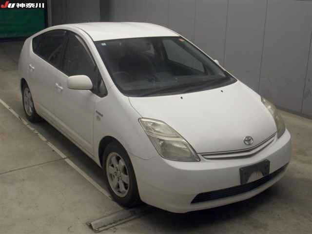 TOYOTA PRIUS 2010