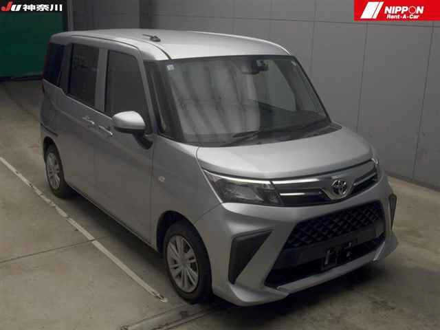 TOYOTA ROOMY 2022