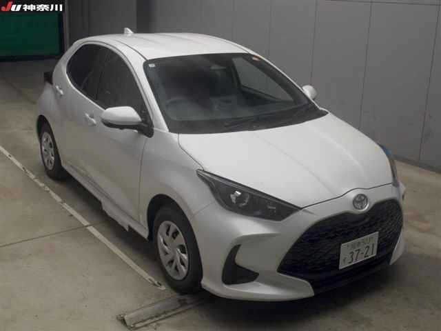 TOYOTA YARIS 2025