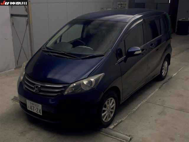 HONDA FREED 2011